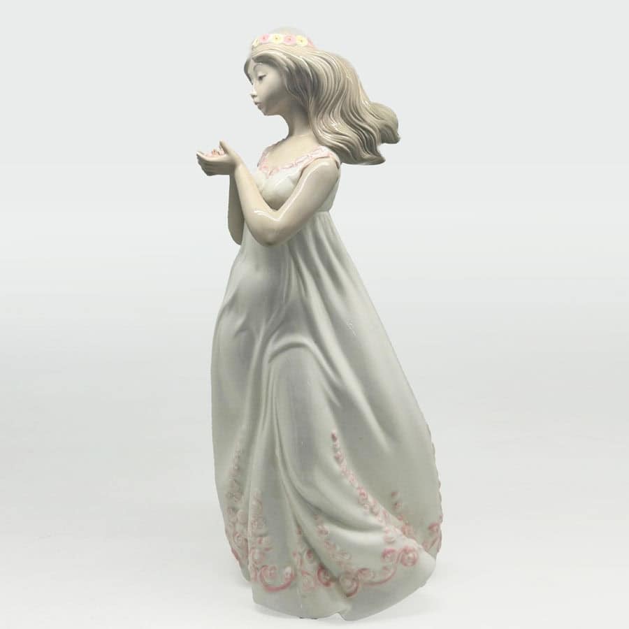 Lladro Large online Figurine